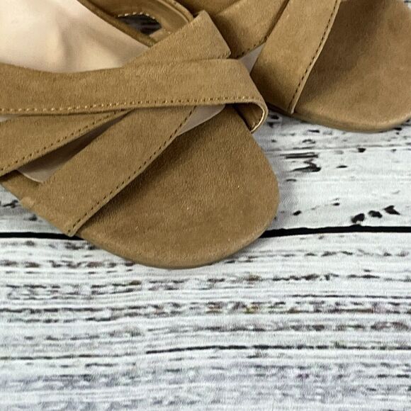 Fergalicious by Fergie Heels Sandals Shoes size 5.5M Tan Espadrille Wedding - Picture 4 of 10